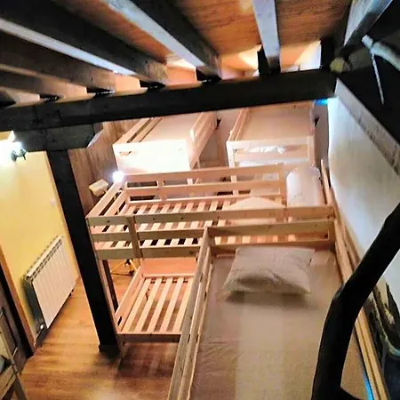 Hostel De Soba Lavin