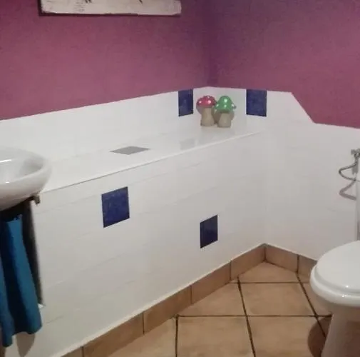 De Soba Хостел Лавин